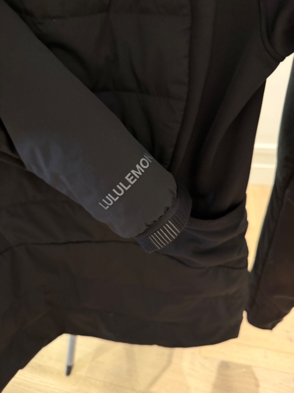 Lululemon jacket - Picture 4 of 7